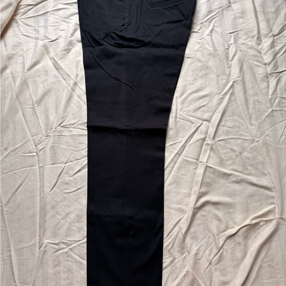 New York & Company Audrey Slim Leg Ankle. Black. Size 12.